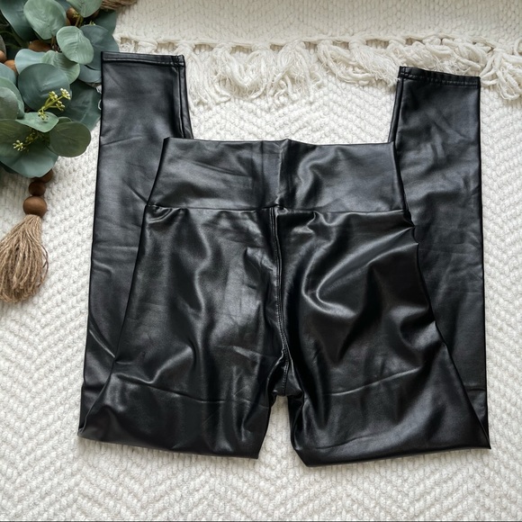 Wilfred | Faux Leather Leggings - Picture 7 of 9